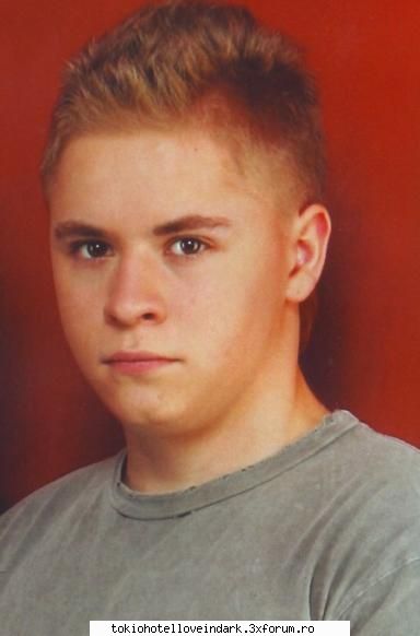 =) poze cu gustav